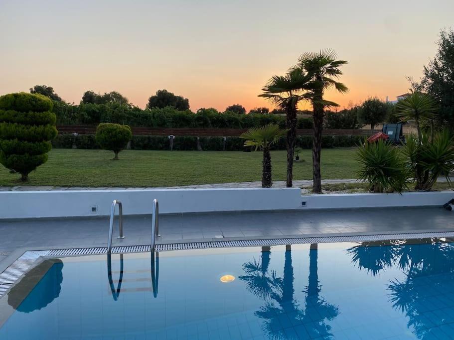 Villa Olion Áfitos Extérieur photo